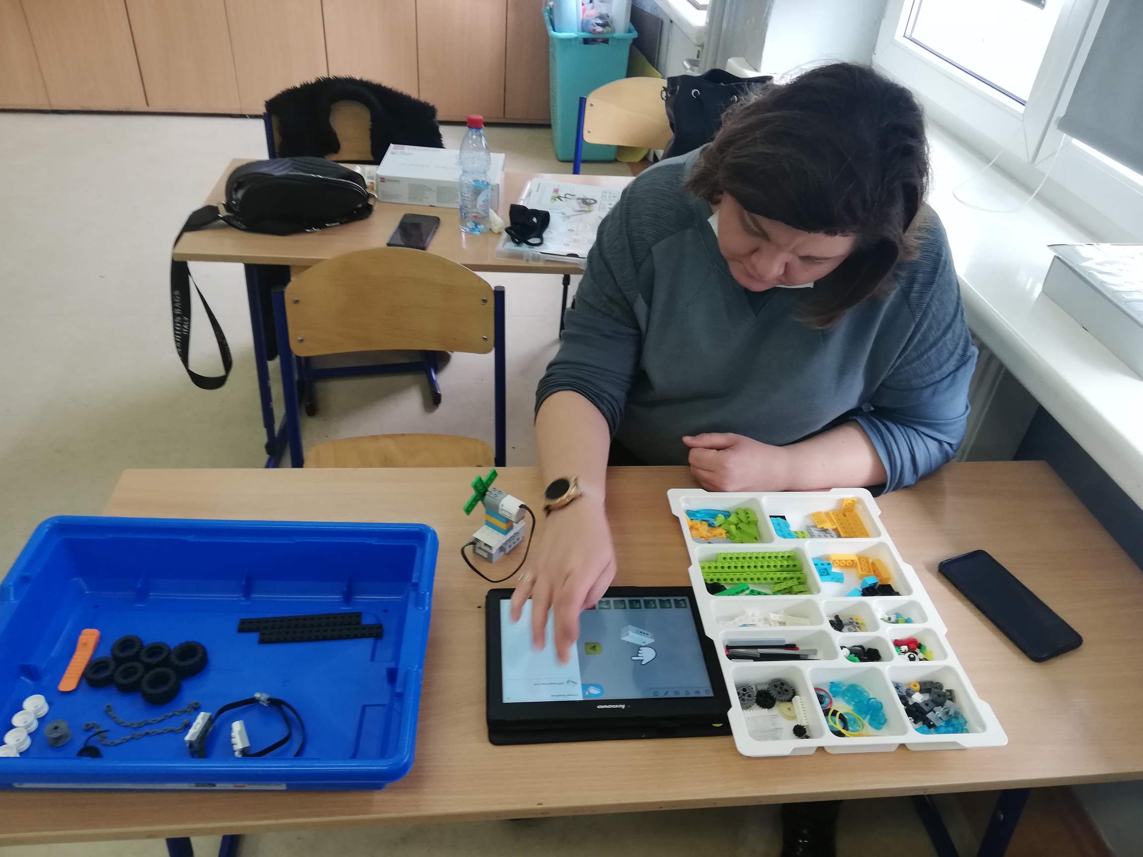 nauczyciele na szkoleniu